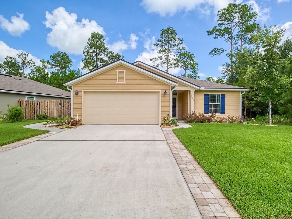 1st image of 65133 Lagoon Forest Dr