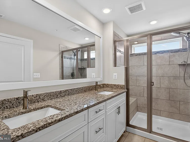 7706 Red Moon Way — Photo 16