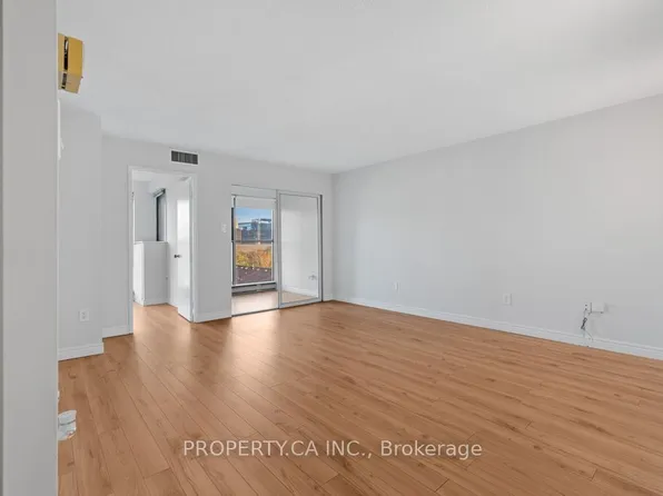 65 Scadding Ave #608, Toronto, ON M5A 4L1