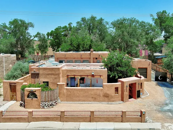 1603 Candelaria Rd NW, Albuquerque, NM 87107