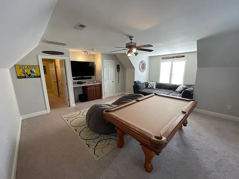34 Woodbury Ln — Photo 39