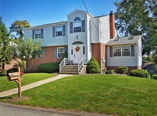 63 Rushmore Dr, Pittsburgh, PA 15235