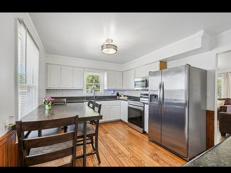 3940 Lasalle St — Photo 7