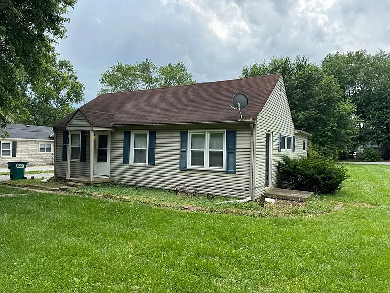 1088 S Morgantown Rd — Photo 3