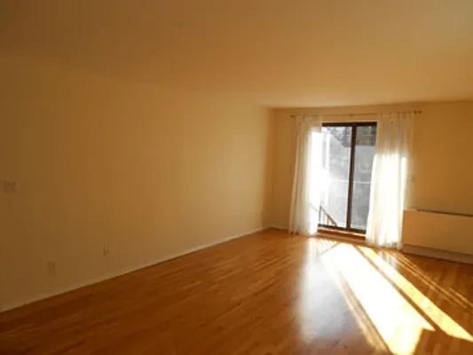 Rented by Aclawrence | media 28