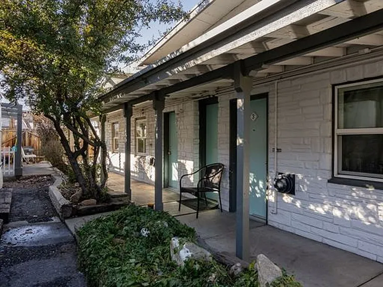 2150 Victorian Ave #9 — Photo 20