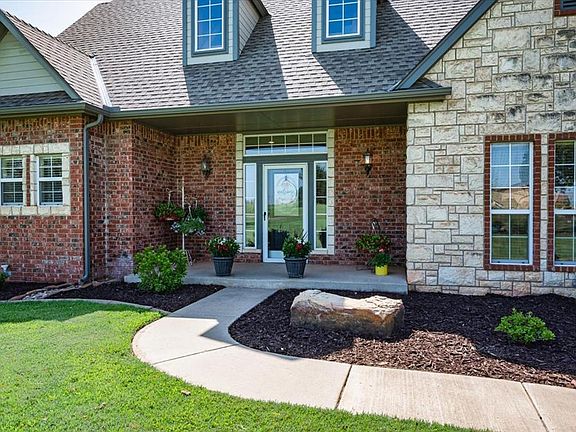 5th image of 8277 Rockcliff Way