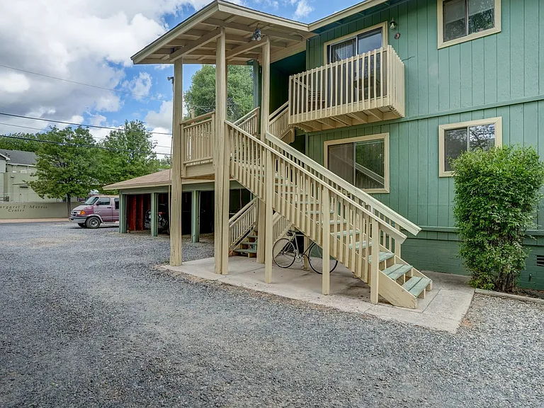 843 Sunset Ave #A — Photo 21
