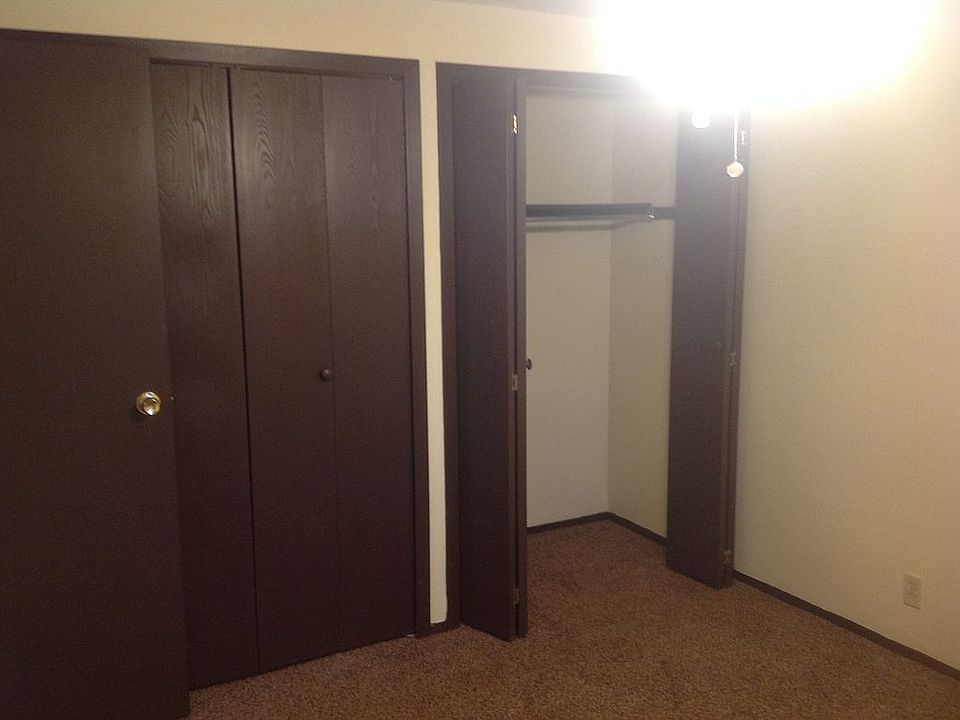 1st image of 240 Shoshone Ave #4