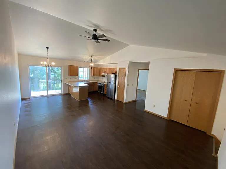 5719 Lake Edge Rd — Photo 3