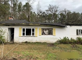 5454 7th Ave, Pearlington, MS 39572