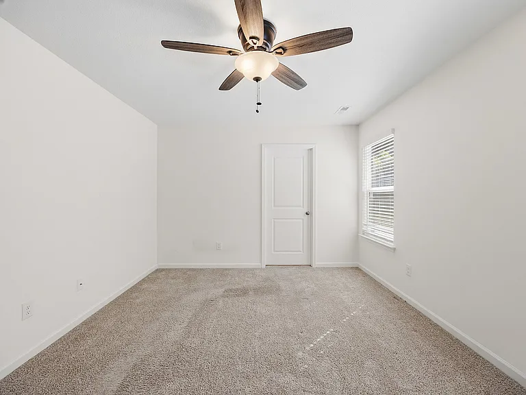 2900 Bogart Ln — Photo 11