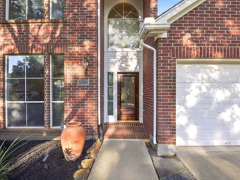 4307 Lakeshore Forest Dr — Photo 7