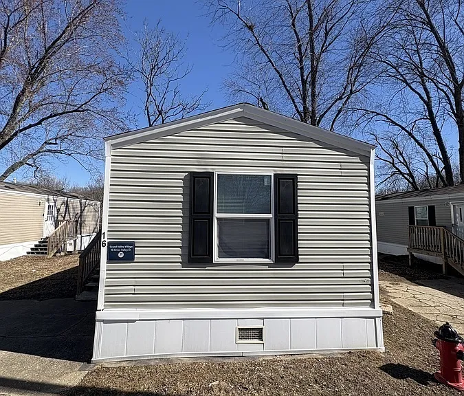 16 Amos Valley Dr — Photo 2