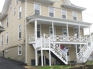 5 Wells Ave, Hampton, NJ 08827