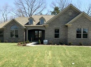 2030 Tall Pines Ln, Cincinnati, OH 45244