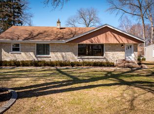 5691 N Sievers Pl, Glendale, WI 53209