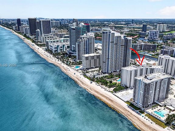 4th image of 3001 S Ocean Dr APT 625