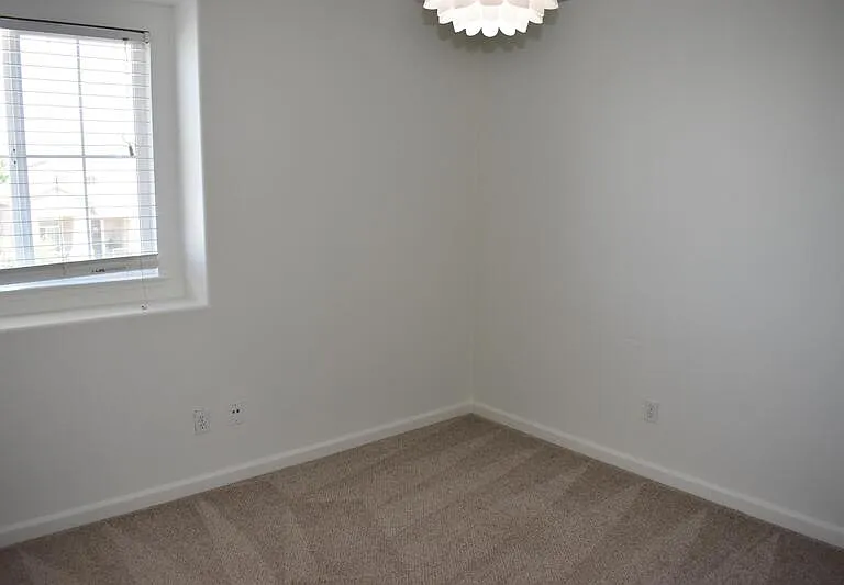 4670 Tolman Way — Photo 21