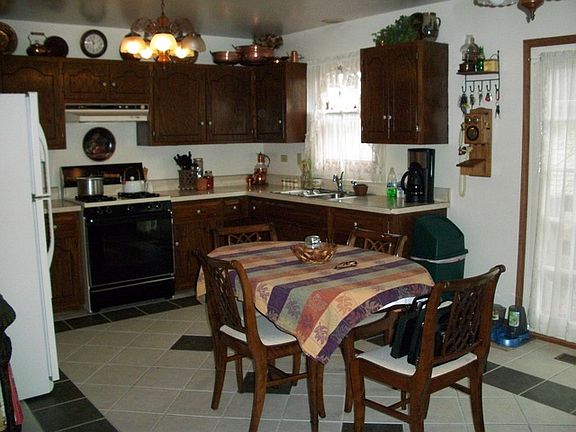 2nd image of 2512 John Bourg Dr