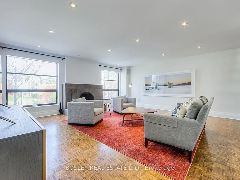 98 Sherwood Ave — Photo 6