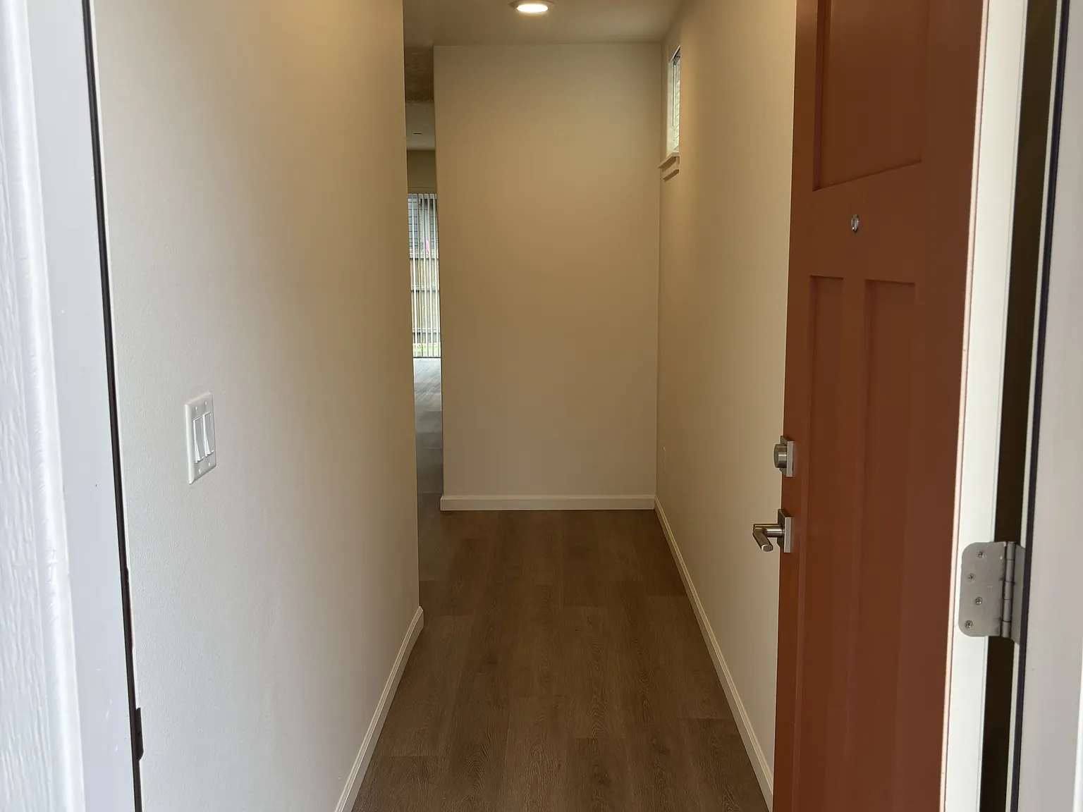 3 bed, 2.5 bath, 1959 sqft, $2,600 — Photo 3