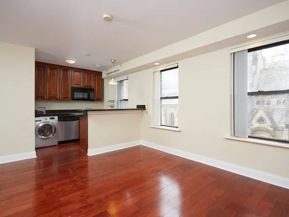 1125 12th St NW APT 44, Washington, DC 20005