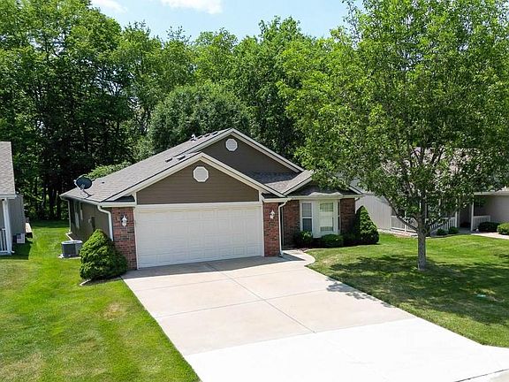 3rd image of 5444 S Megan Dr