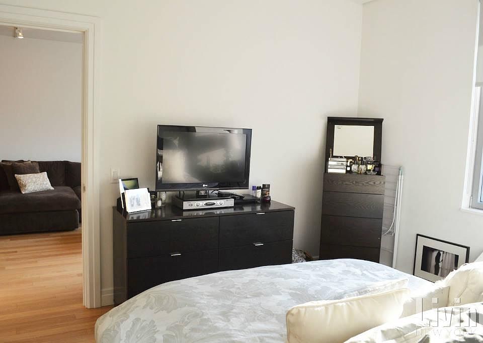 1st image of 555 W 53rd St APT 660