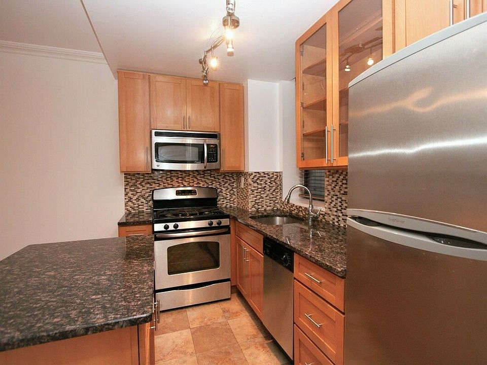 1st image of 217 Eastern Pkwy APT 1C