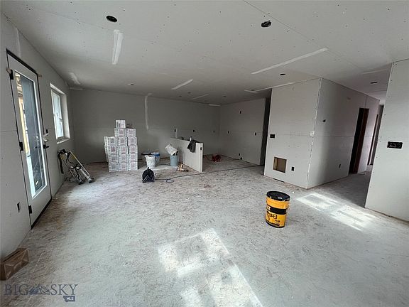 2nd image of 1201 Westwood Cir Unit A