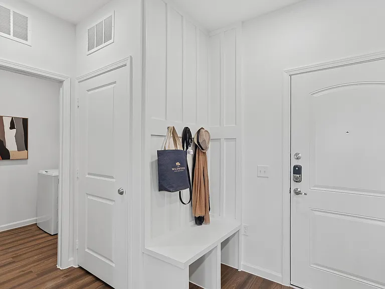 Wildwood Luxury Urban Homes — Photo 13