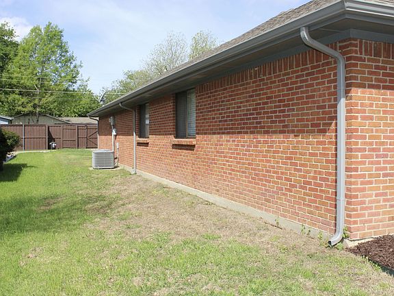 4th image of 3009 Osceola Dr