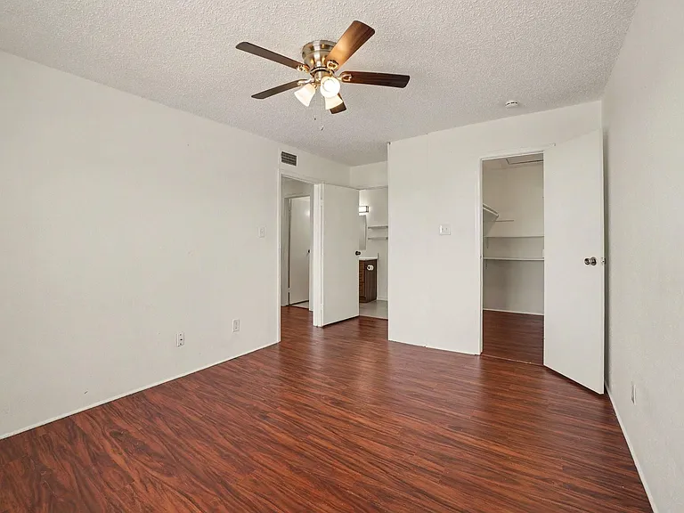 12660 Ashford Point Dr #416 — Photo 7
