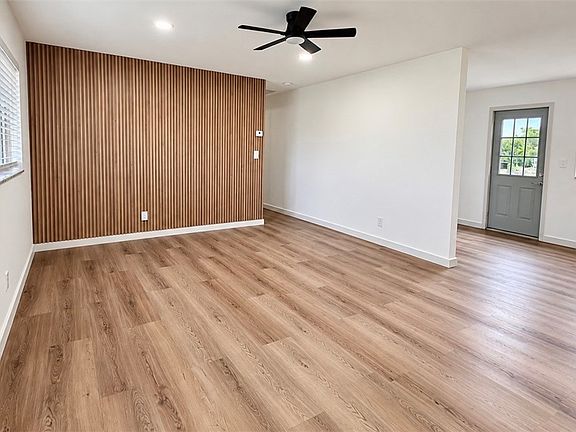 2nd image of 3971 Manassas Ct