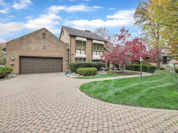 17 Millrace Ct, Dearborn, MI 48126