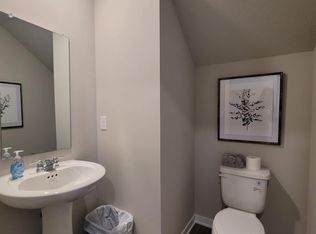 16619 Bondesson St, Bennington, NE 68007