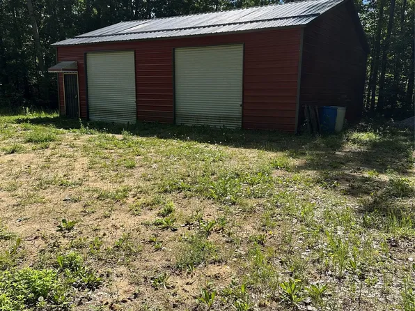 8697 Holly St, Lake, MI 48632