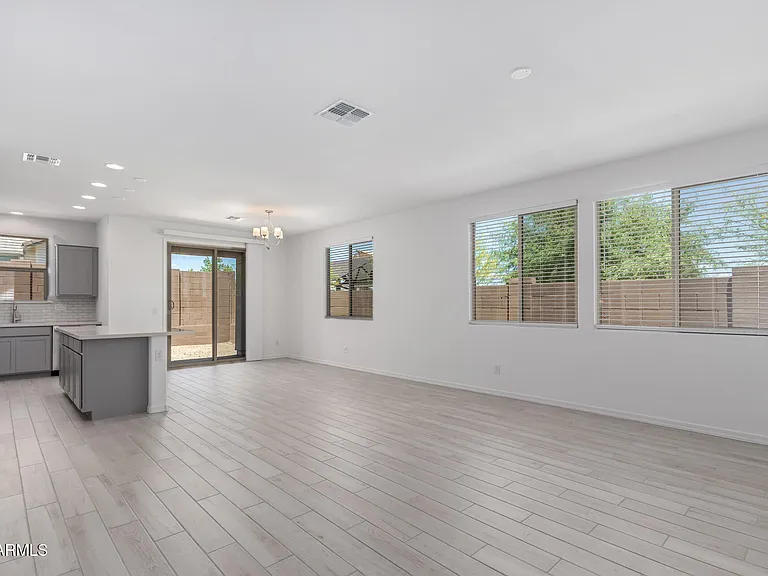 14436 W Sand Hills Rd — Photo 5