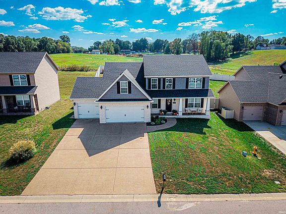 3rd image of 1420 Hills Dr