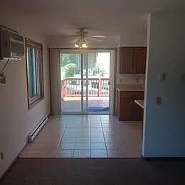 847 Walnut St — Photo 3
