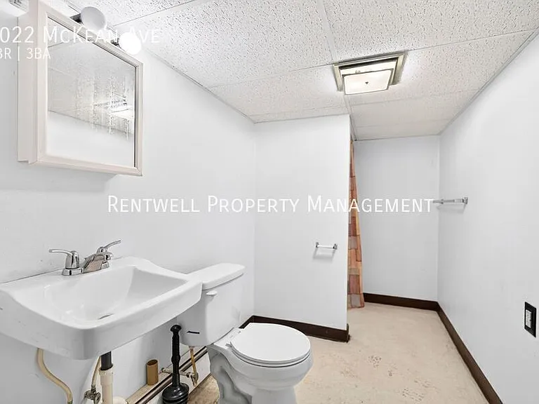 1022 McKean Ave — Photo 22