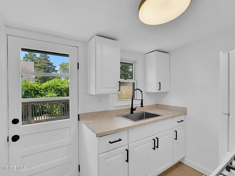 61 Gladney Ave — Photo 3