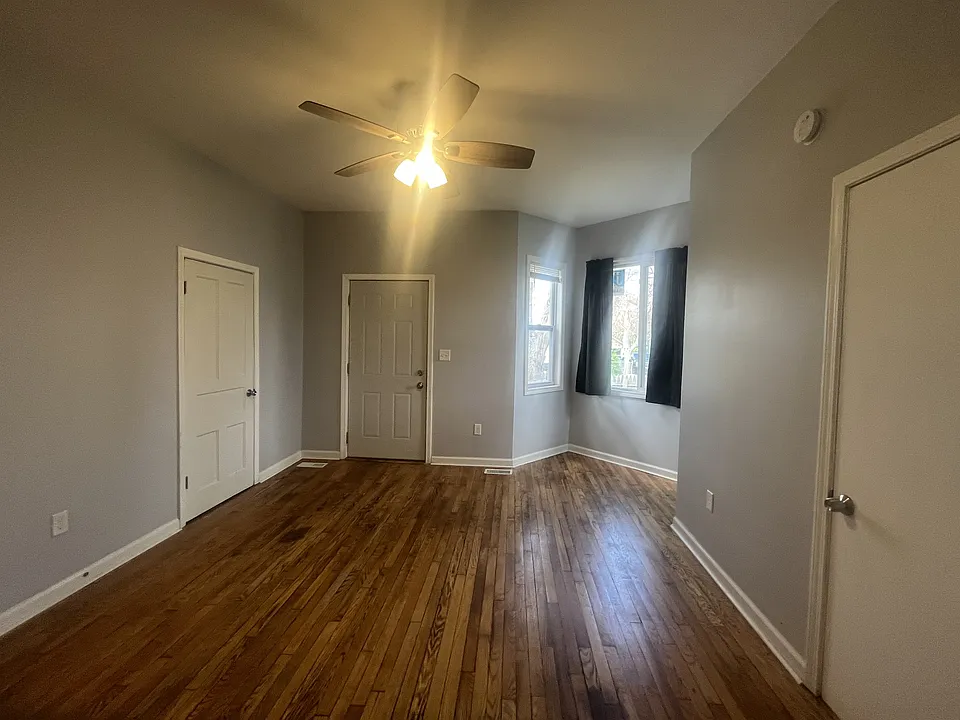 2 bed, 2.0 bath, $925