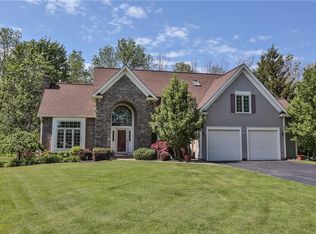 323 Amy Ln, Brockport, NY 14420