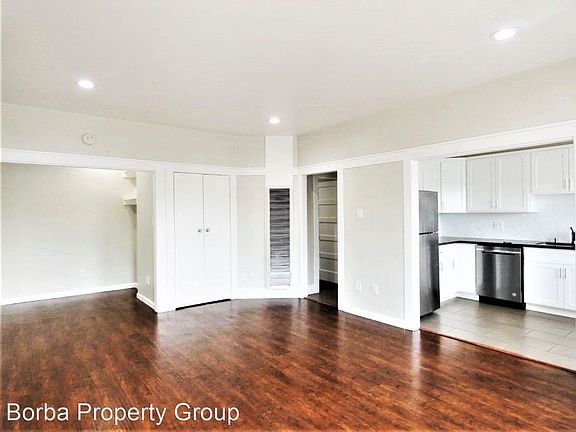 4th image of 2301 E 7th St #9