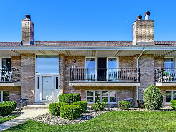 2nd image of 10455 Eagle Ridge Dr #141