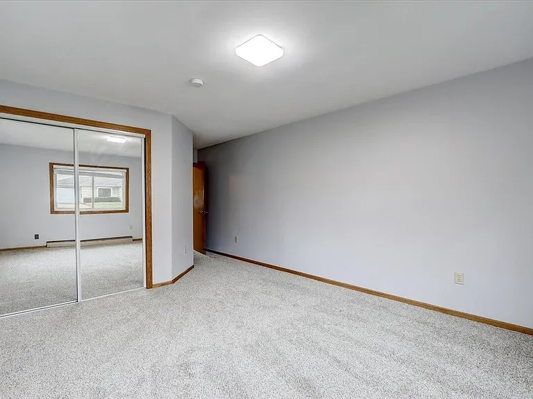W176S6956 Lake St — Photo 11