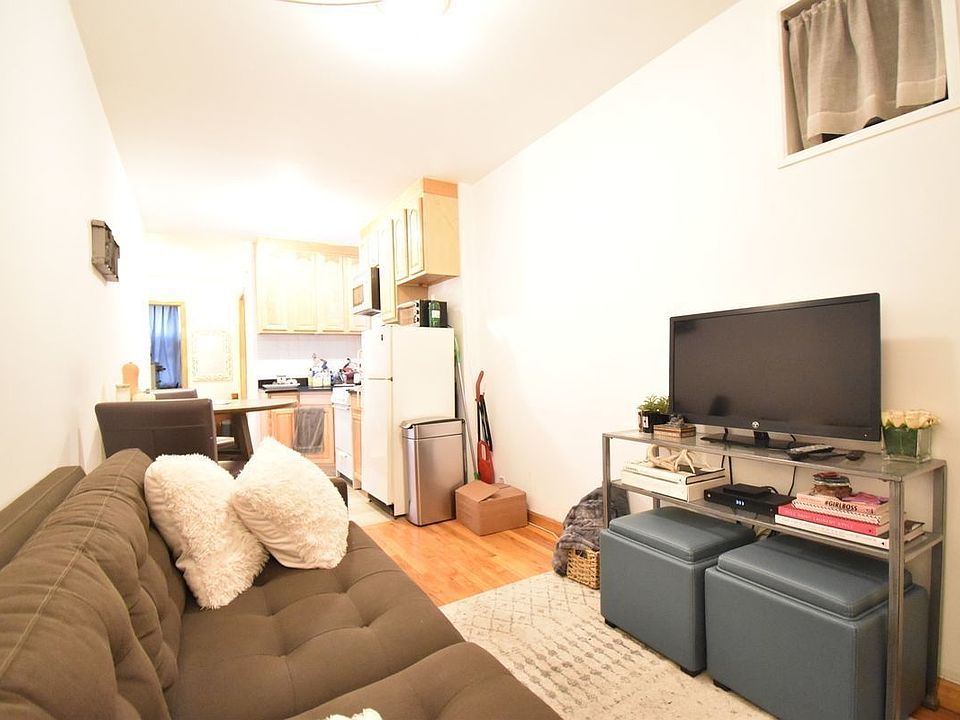 1st image of 167 Elizabeth St APT 2