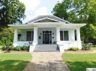 706 Saint Vincent St, Gonzales, TX 78629